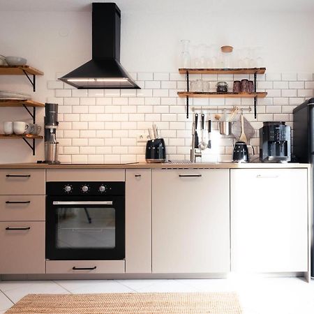 Sohana Lifestyle Apartments I Leilani'S & Saskia'S Home I 러스트 외부 사진